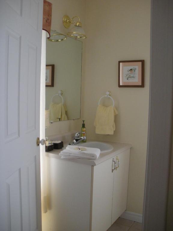 Cote'S Bed & Breakfast Grand Falls Room photo