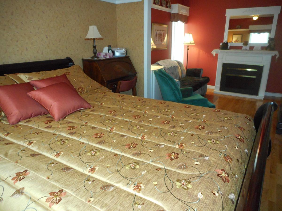 Cote'S Bed & Breakfast Grand Falls Exterior photo
