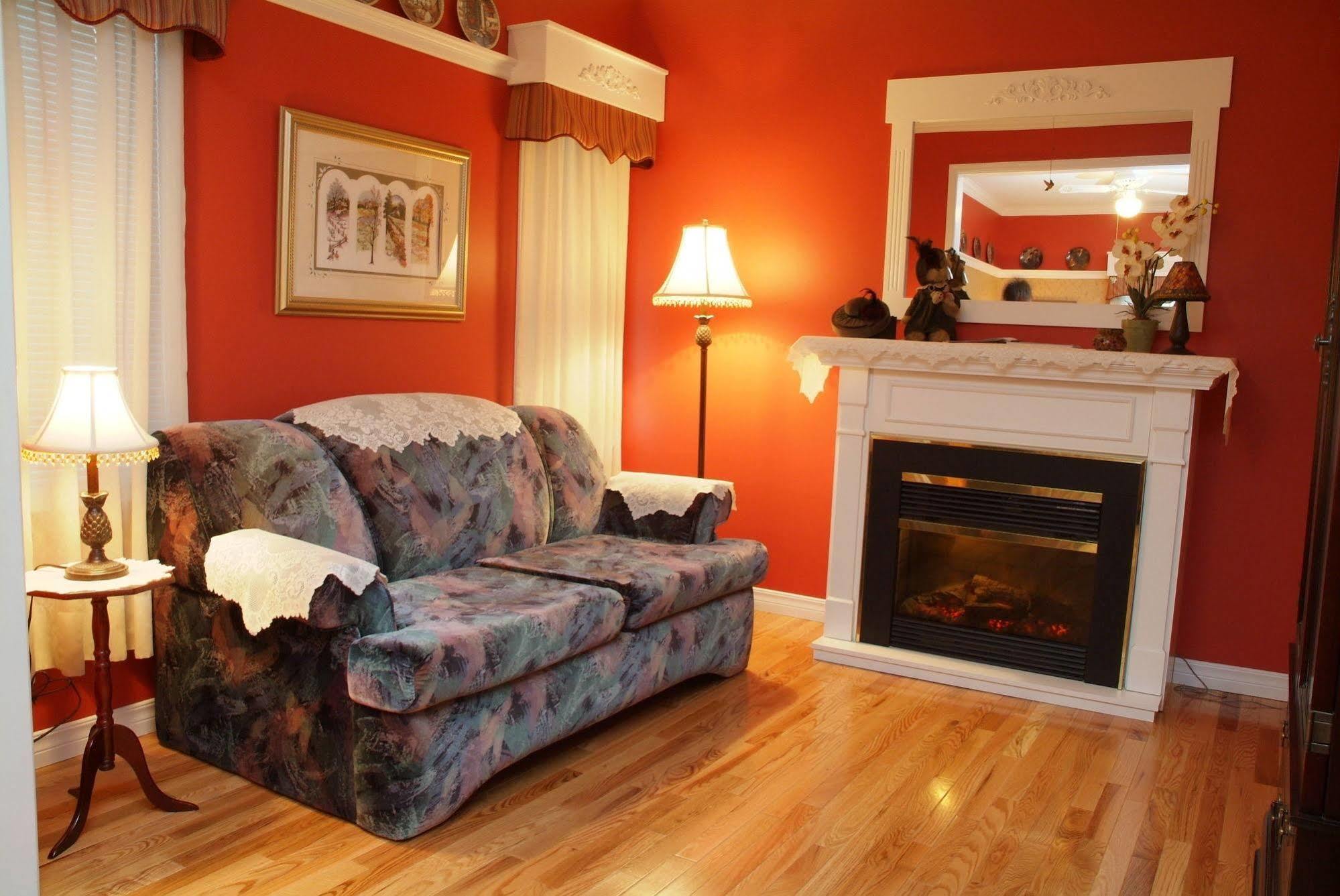 Cote'S Bed & Breakfast Grand Falls Exterior photo